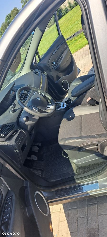 Renault Scenic 2013 photo 4