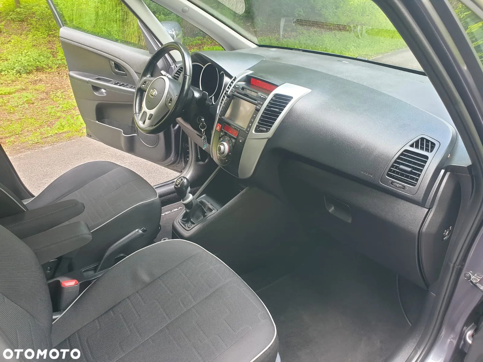 Kia Venga 1.4 CVVT Business Line - 14