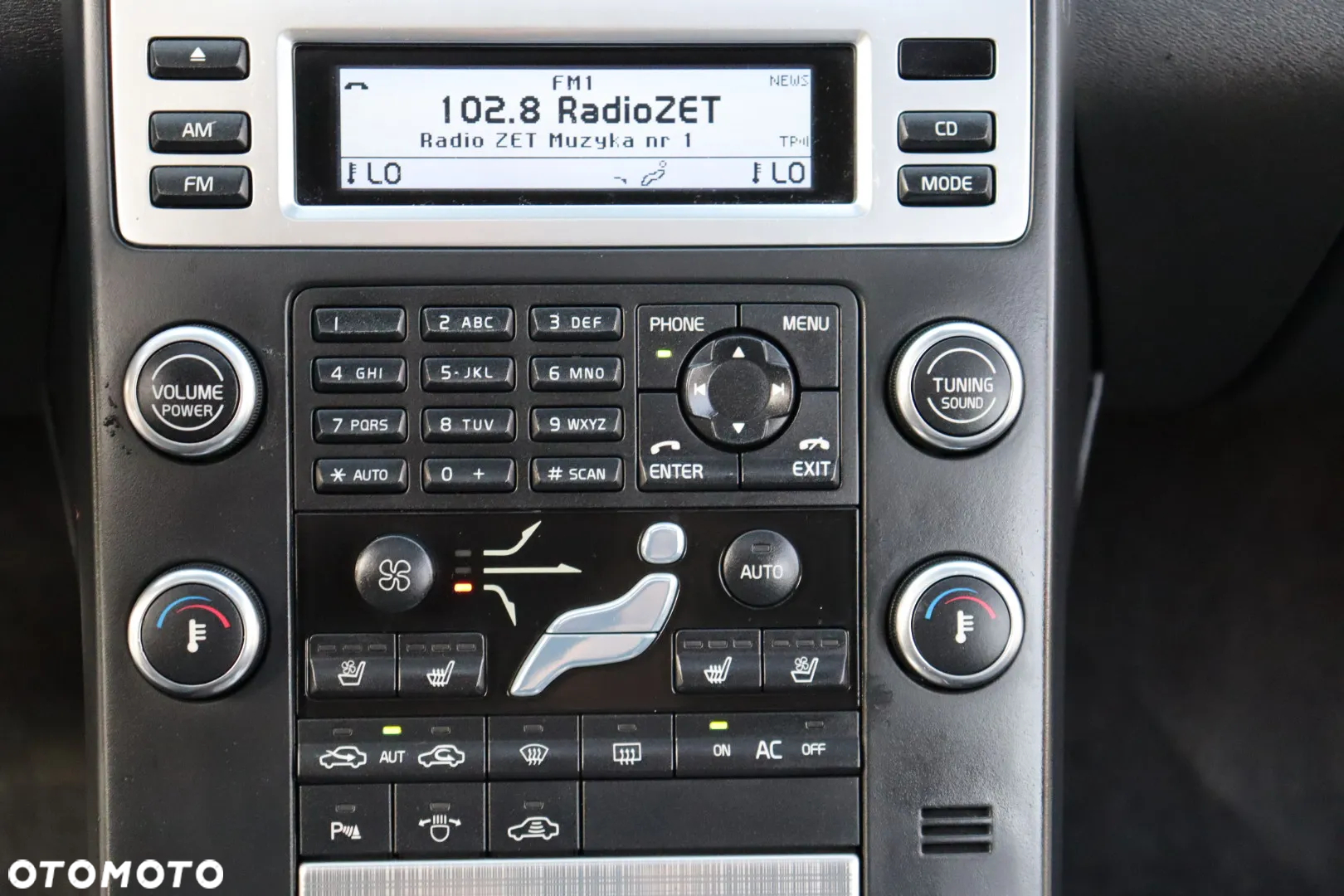 Volvo V70 D5 Summum - 24