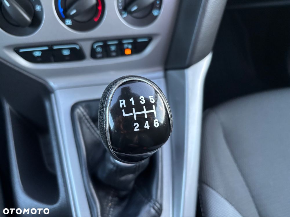 Ford Focus - 15