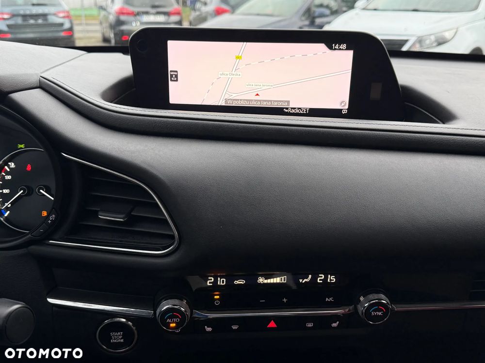 Mazda CX-30 2.0 mHEV Hikari 2WD - 11