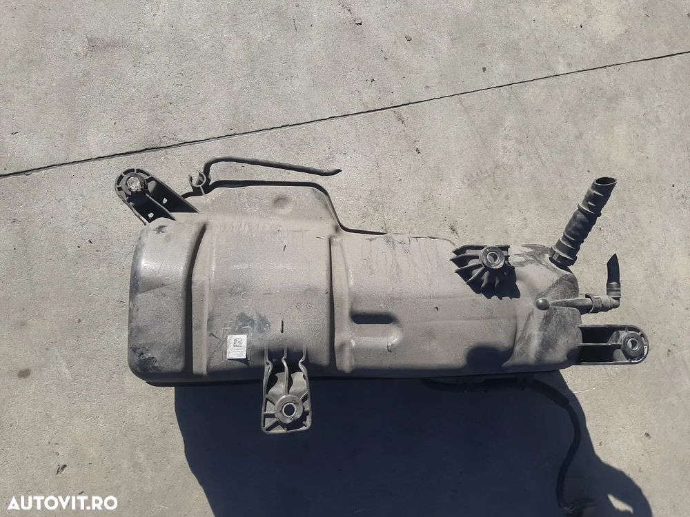 rezervor adblue  2.0 d 204dtd  range rover evoque l551  k8d2-5j228a  fpla-5j229-ac - 4