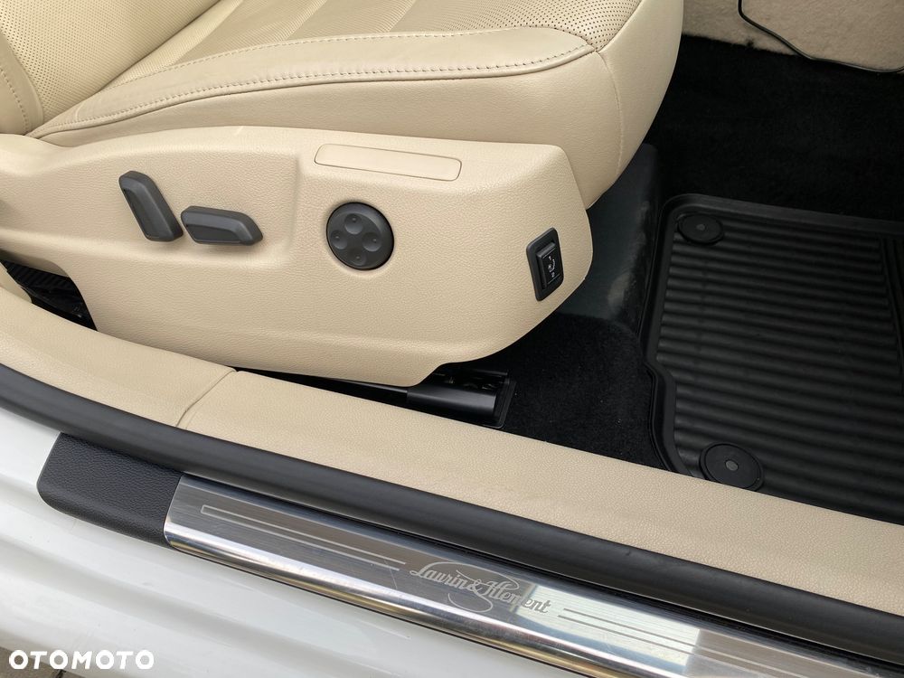 Skoda Superb 2.0 TSI L&K DSG - 20