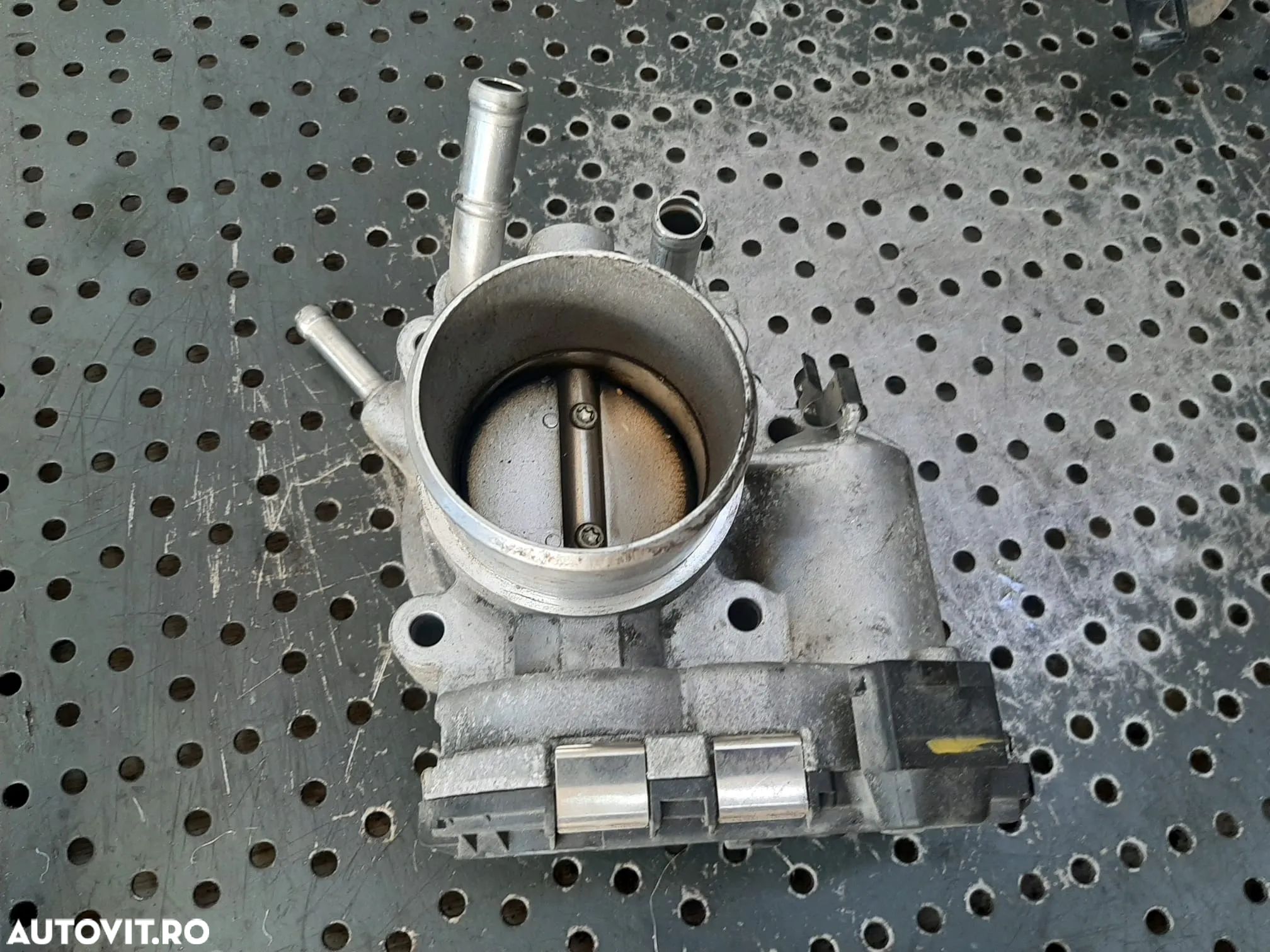 clapeta acceleratie 1.4 benz g4fa kia ceed 2 jd  35100-2b150 - 1