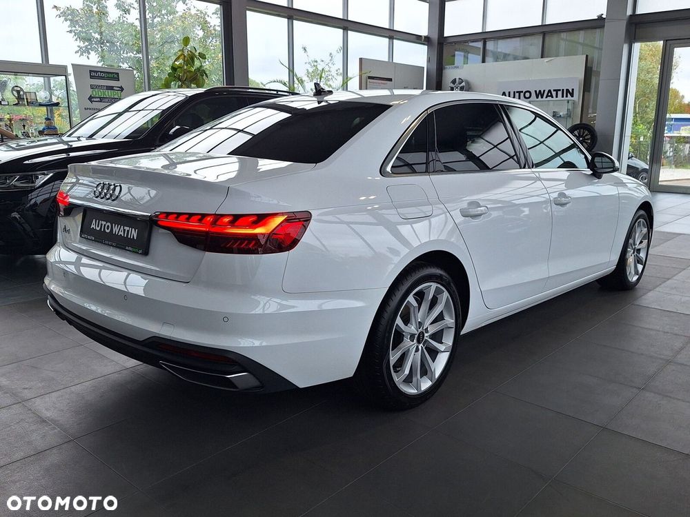 Audi A4 Limousine - 10