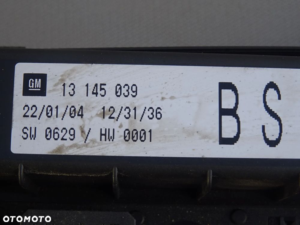 MODUŁ PRZÓD NADWOZIA UEC SKRZYNKA BEZPIECZNIKÓW OPEL ASTRA H ZAFIRA B BS + KOD PIN - 3