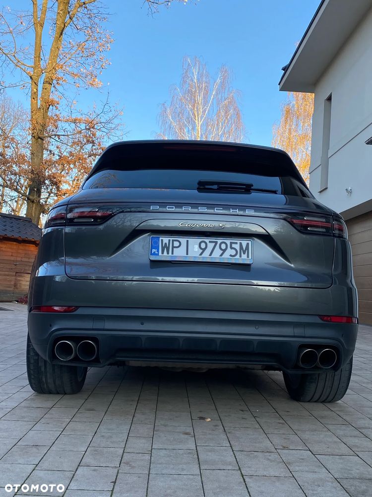 Porsche Cayenne S - 9