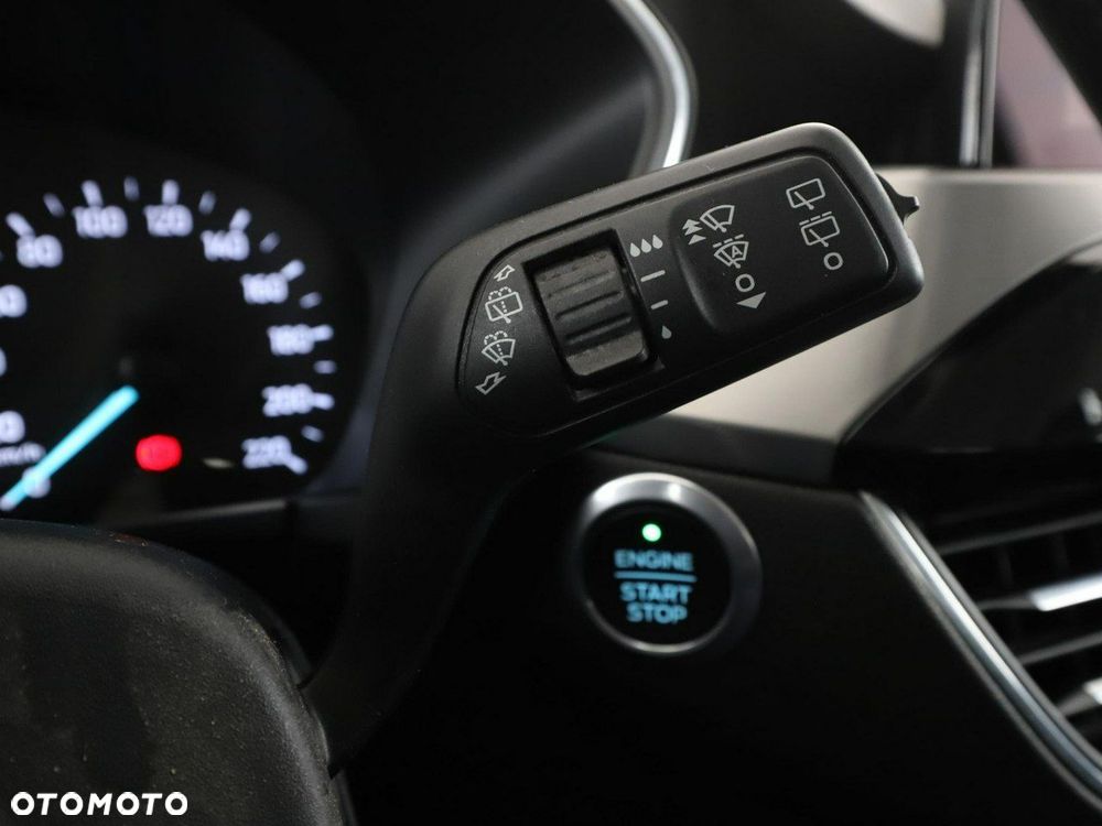 Ford Kuga 1.5 EcoBlue TITANIUM - 32