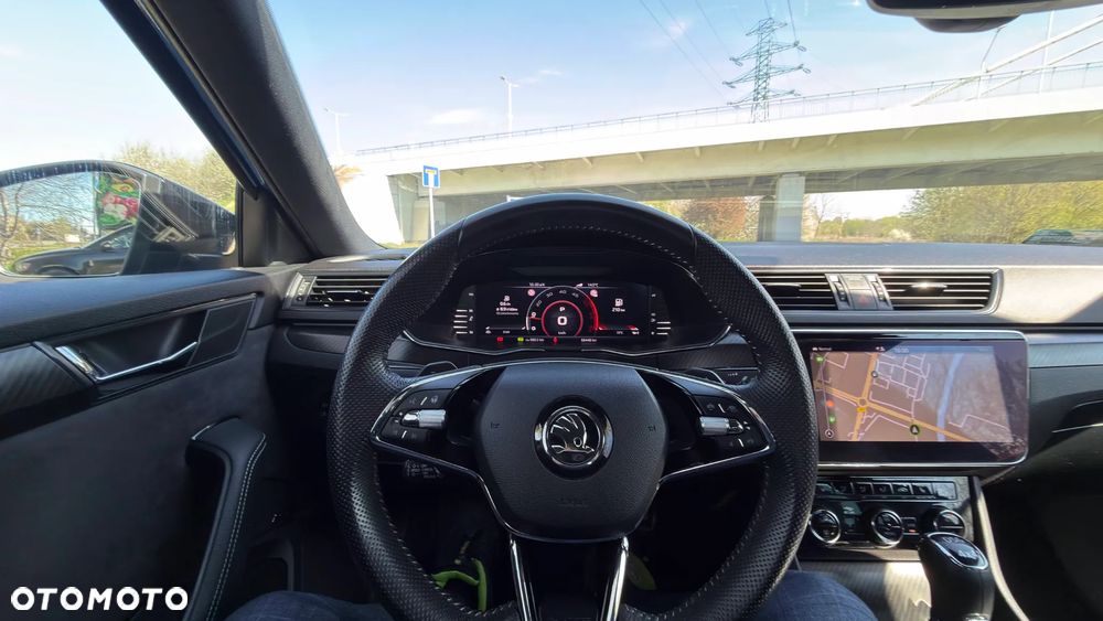 Skoda Superb 2.0 TDI SCR 4x4 Sportline DSG - 31