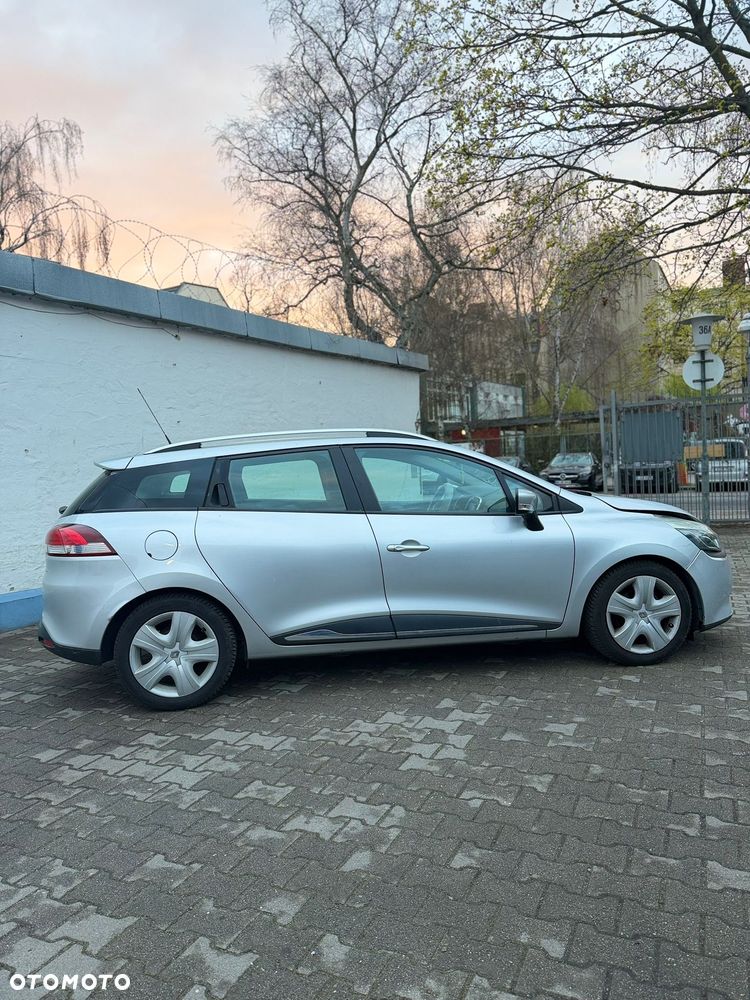 Renault Clio 1.2 16V 75 Experience - 6