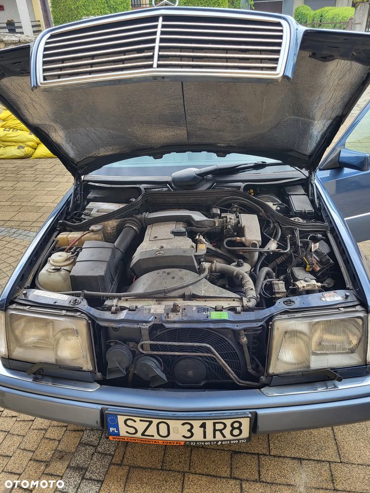 Mercedes-Benz Klasa E 200 T - 12