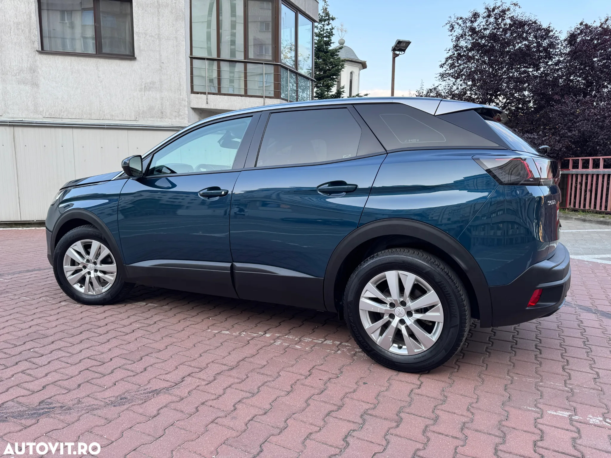 Peugeot 3008 PureTech 130 Stop & Start GPF EAT8 Active Business-Paket - 9