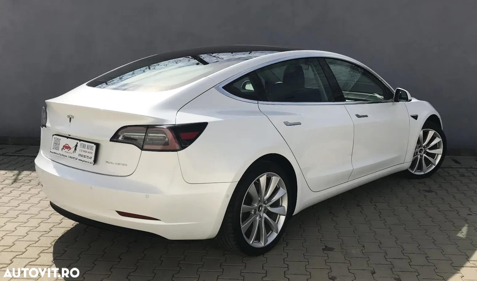 Tesla Model 3 AWD Dual Motor - 3