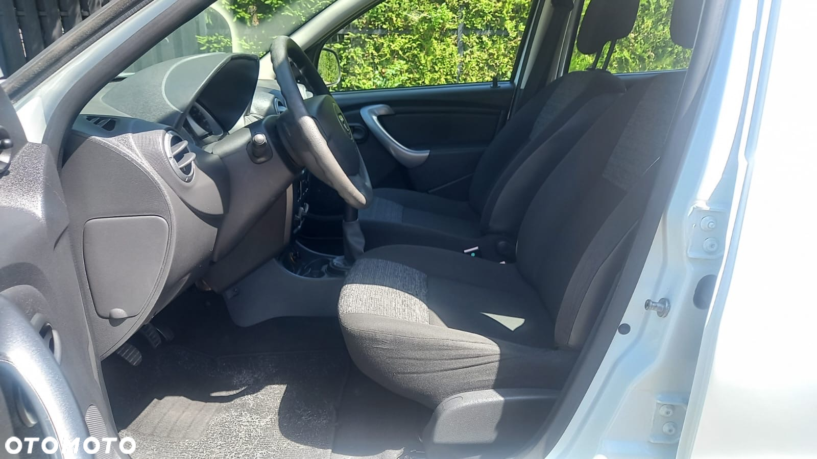 Dacia Duster 1.6 16V 4x2 Destination - 14
