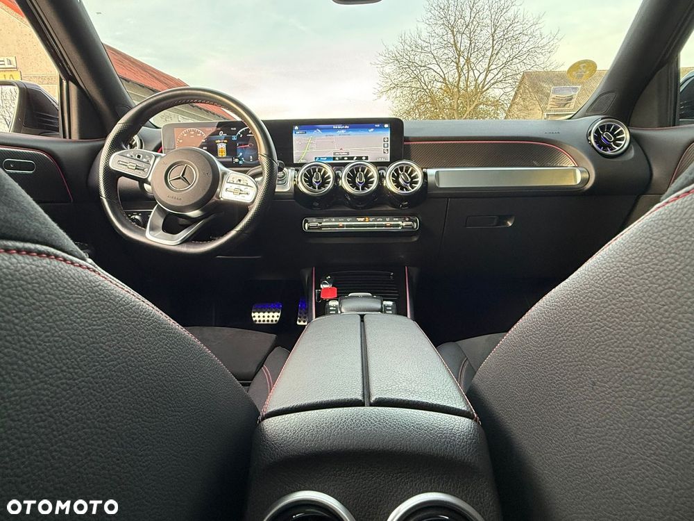 Mercedes-Benz GLB 200 d AMG Line 8G-DCT - 20