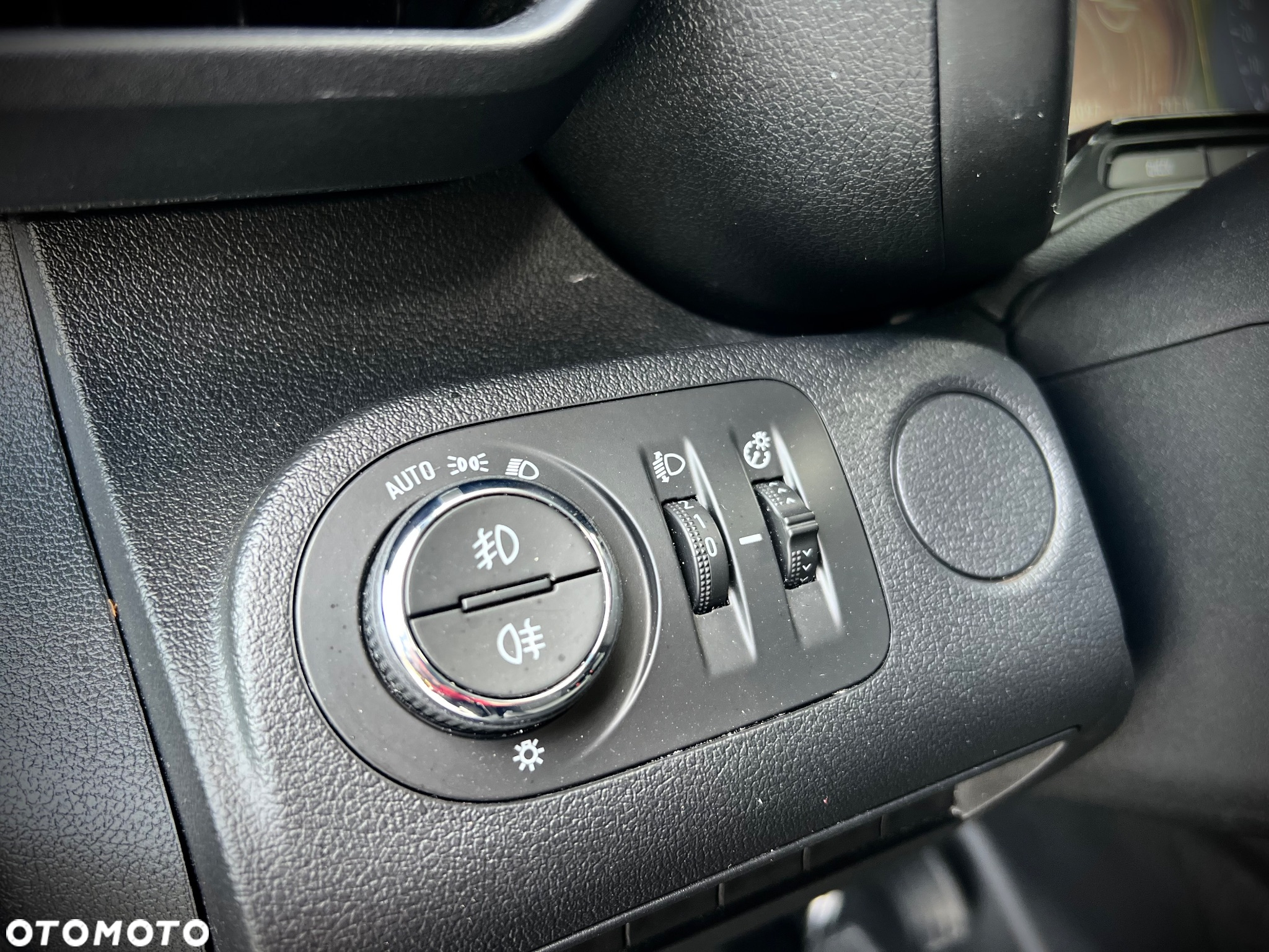 Opel Combo - 16