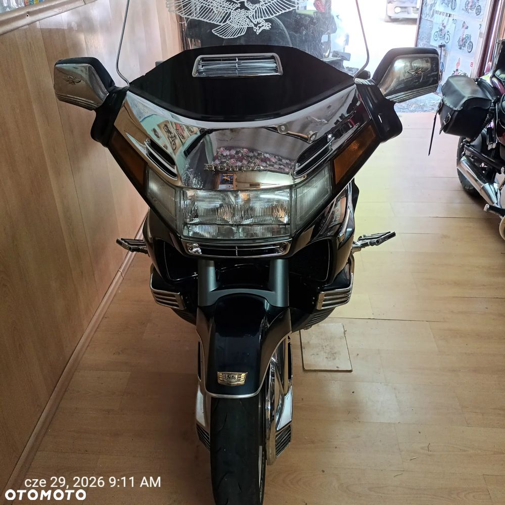 Honda GL - 6
