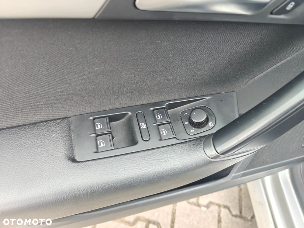 Volkswagen Passat 1.6 TDI BlueMotion Technology Trendline - 8