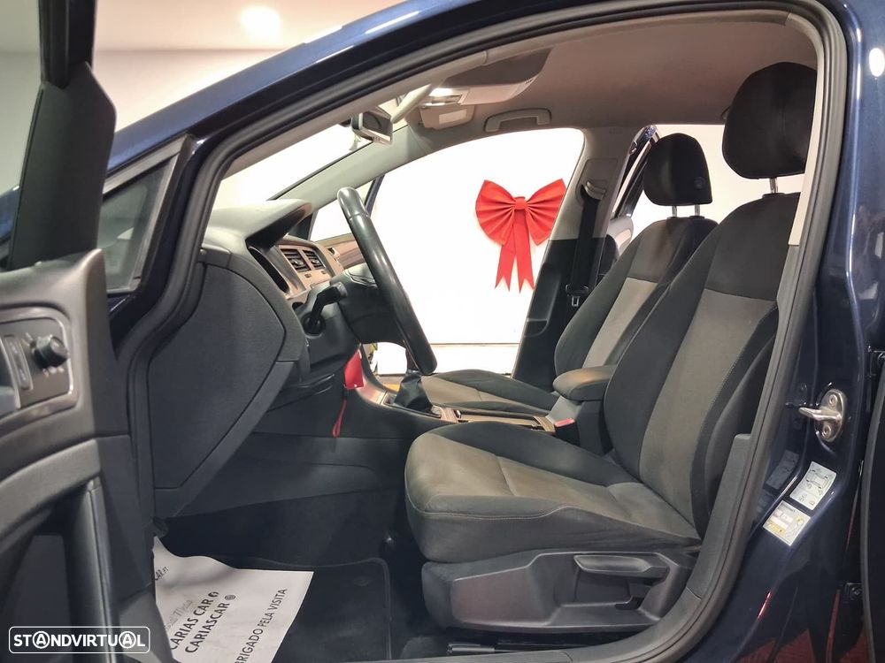 VW Golf - 11