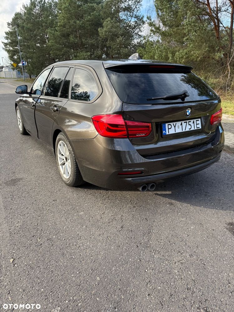 BMW Seria 3 320d Efficient Dynamic Edition Luxury Line - 4