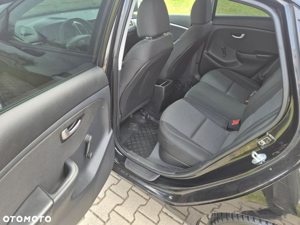 Hyundai i30 1.4 Classic - 10