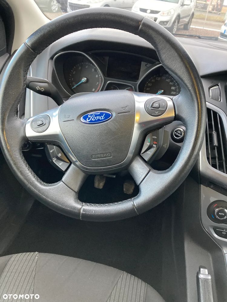 Ford Focus 1.0 EcoBoost STart-Stopp-System TITANIUM - 18