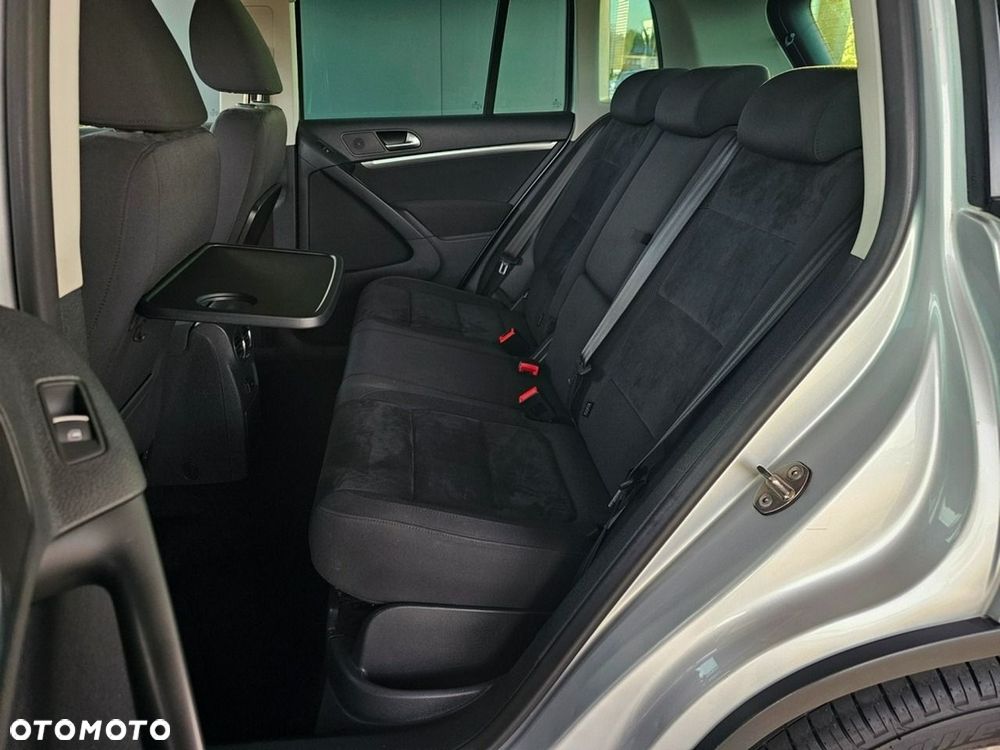 Volkswagen Tiguan - 26