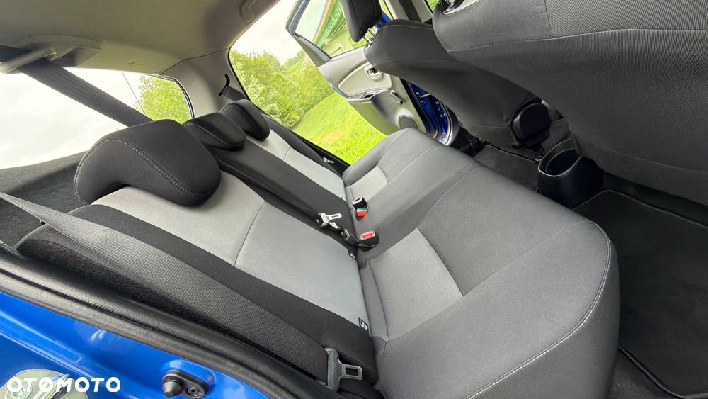 Toyota Yaris 1.0 VVT-i - 7