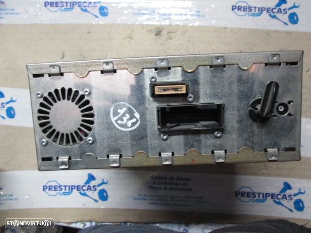 Radios 4D0919887D AUDI A3 2001 - 4