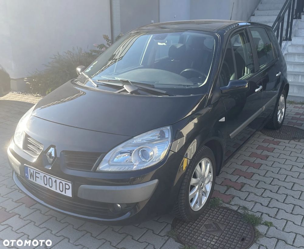 Renault Scenic - 1