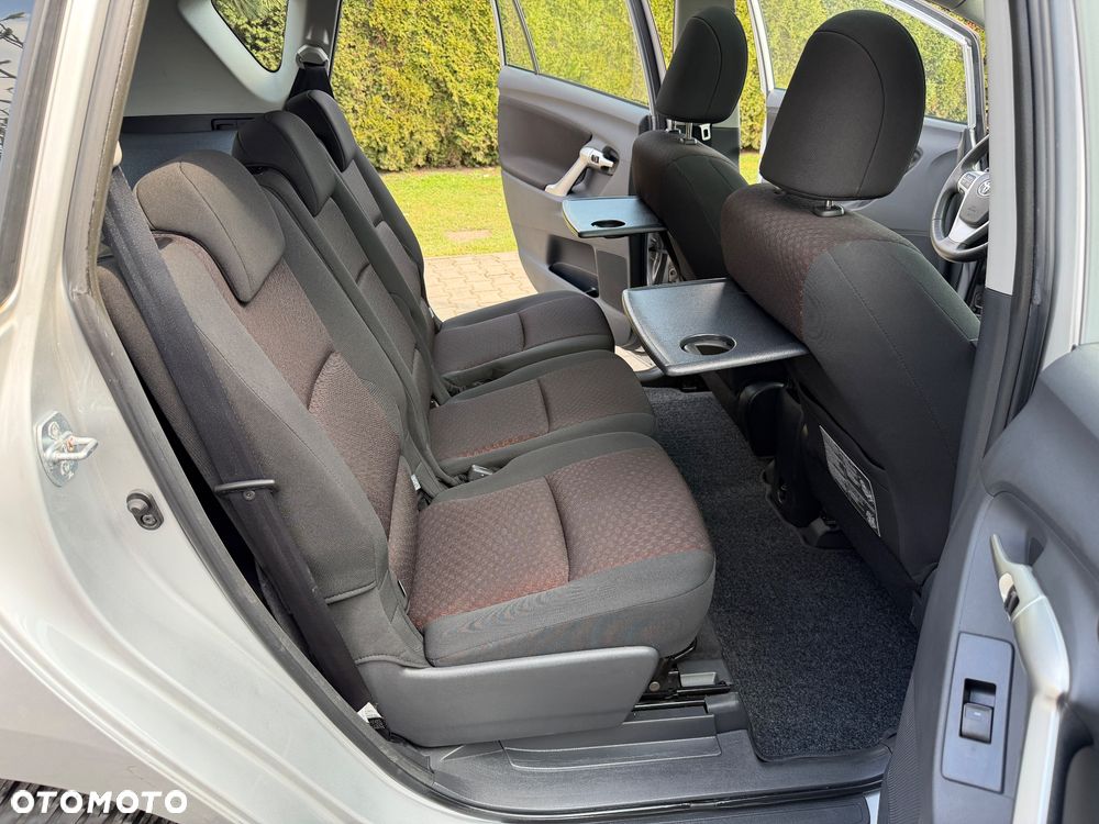 Toyota Verso 1.8 Multidrive Edition - 25