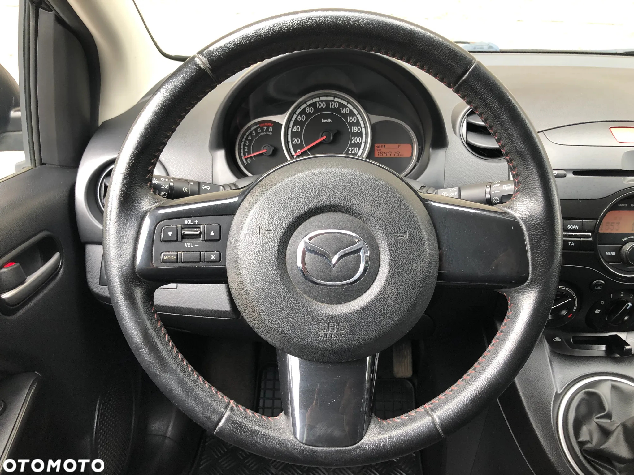 Mazda 2 1.3 MZR Iro - 14