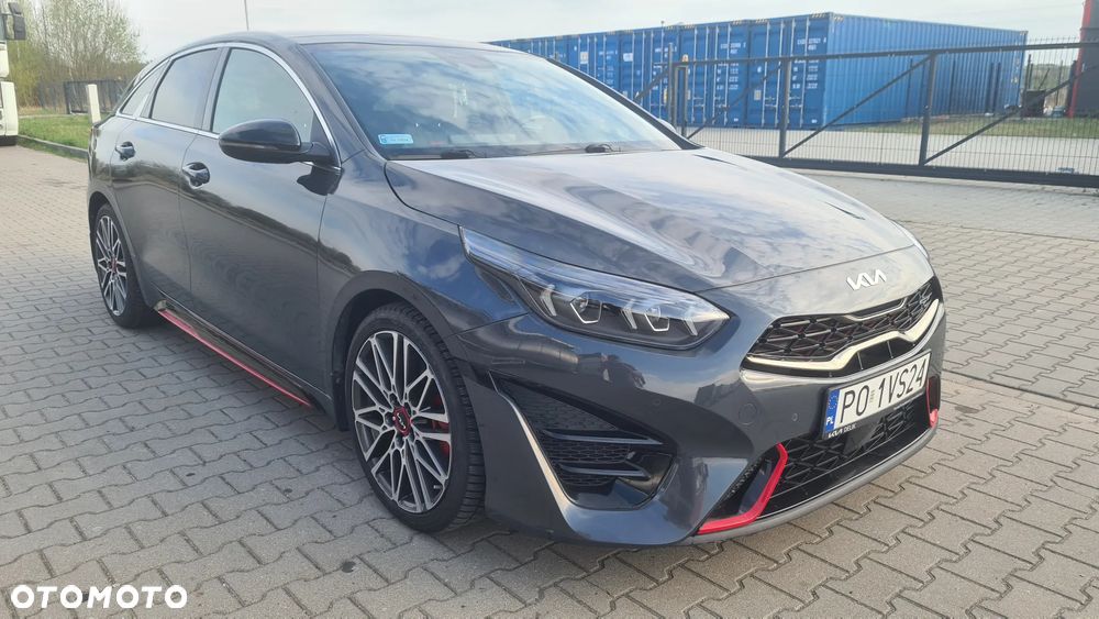 Kia ProCeed - 1
