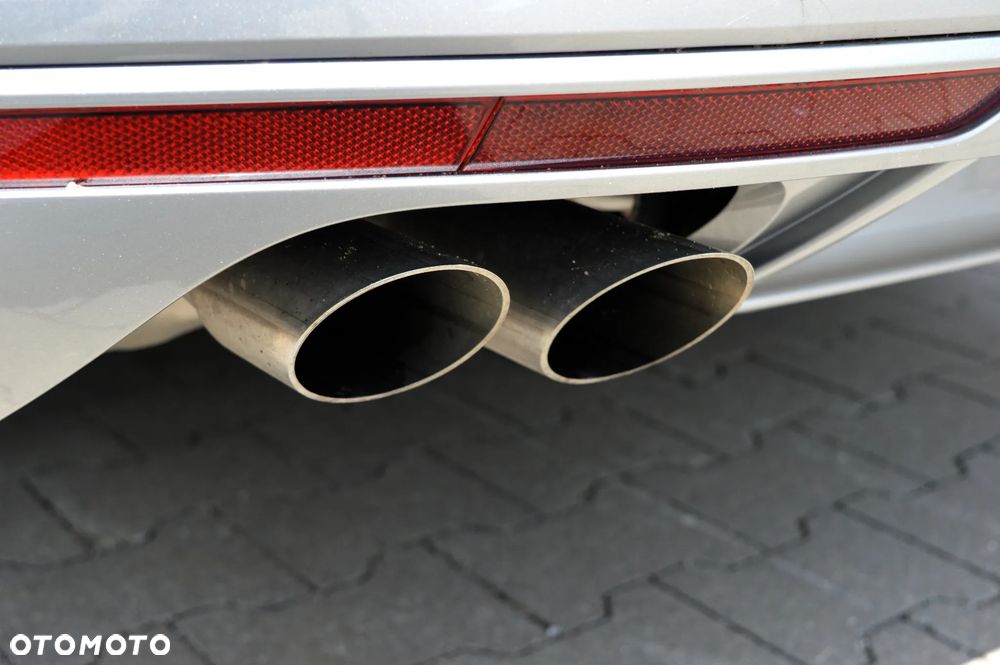 Volkswagen Passat 1.8 TSI BMT Comfortline DSG - 33