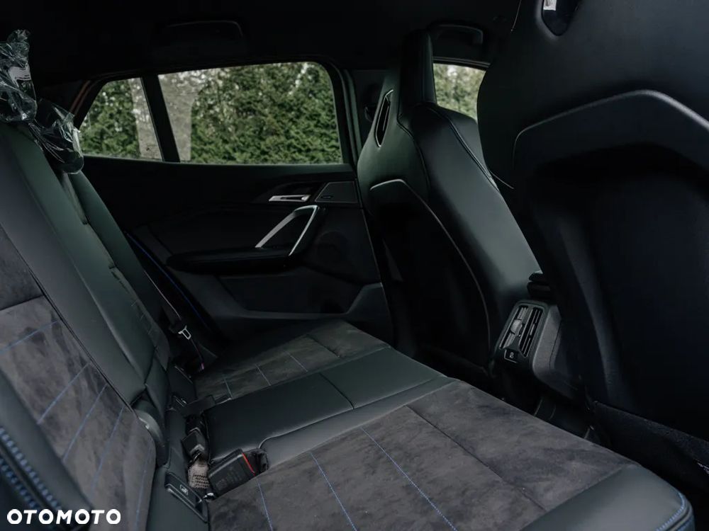 BMW X2 - 16