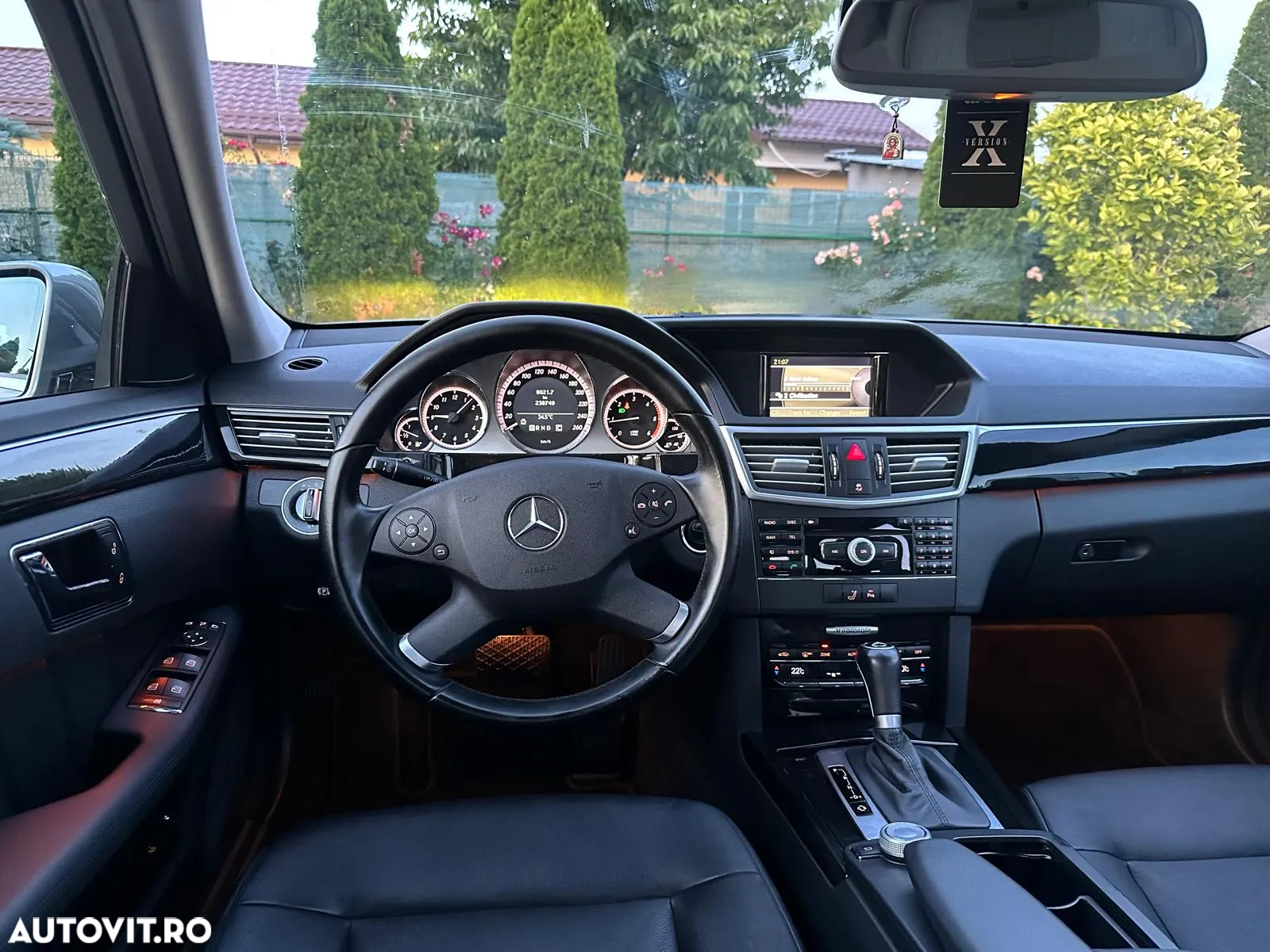 Mercedes-Benz E 250 CDI DPF BlueEFFICIENCY Automatik Avantgarde - 10
