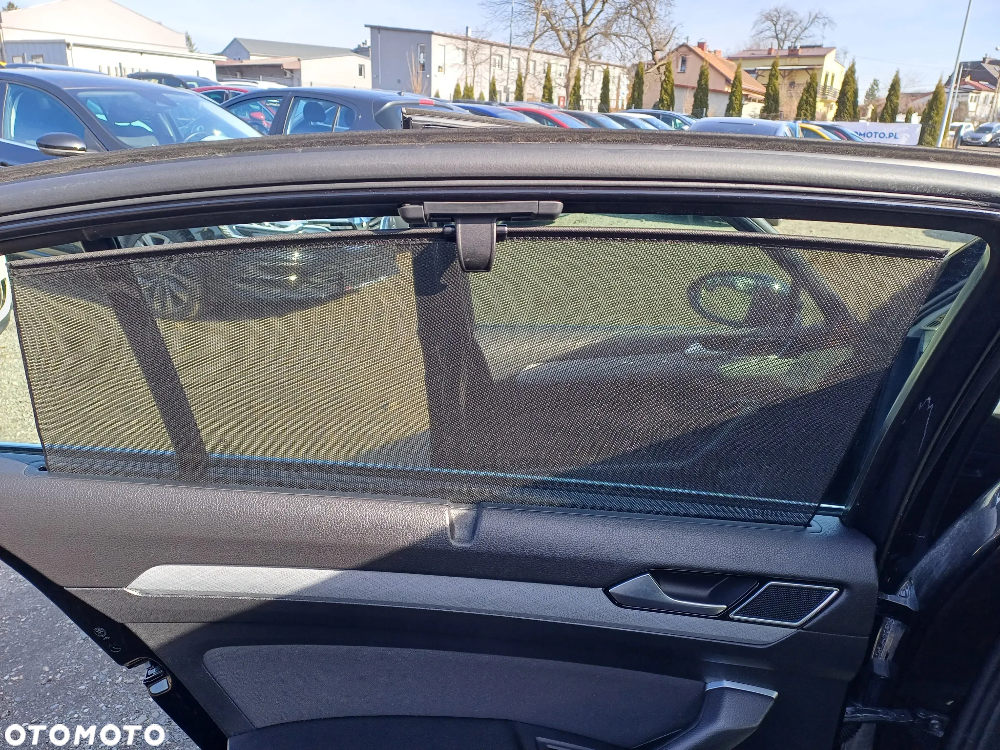 Volkswagen Passat - 15