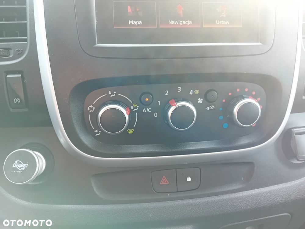 Renault Trafic - 24