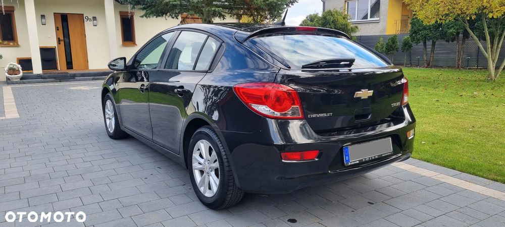 Chevrolet Cruze - 11