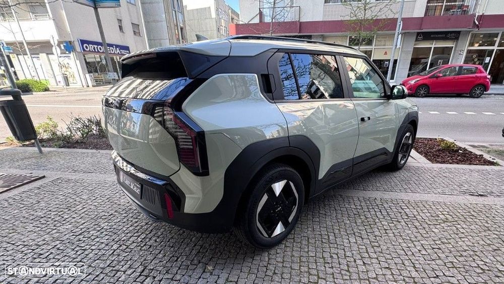 Kia EV3 81.4 kWh Tech - 6