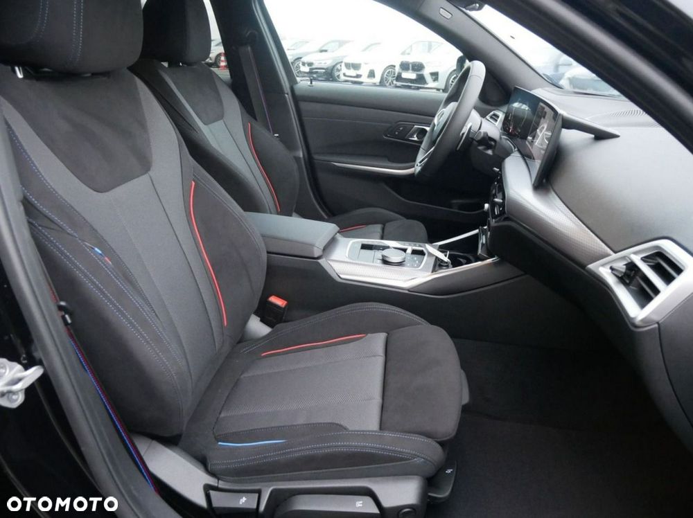 BMW Seria 3 320i M Sport - 13