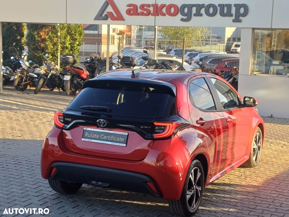 Toyota Yaris - 4