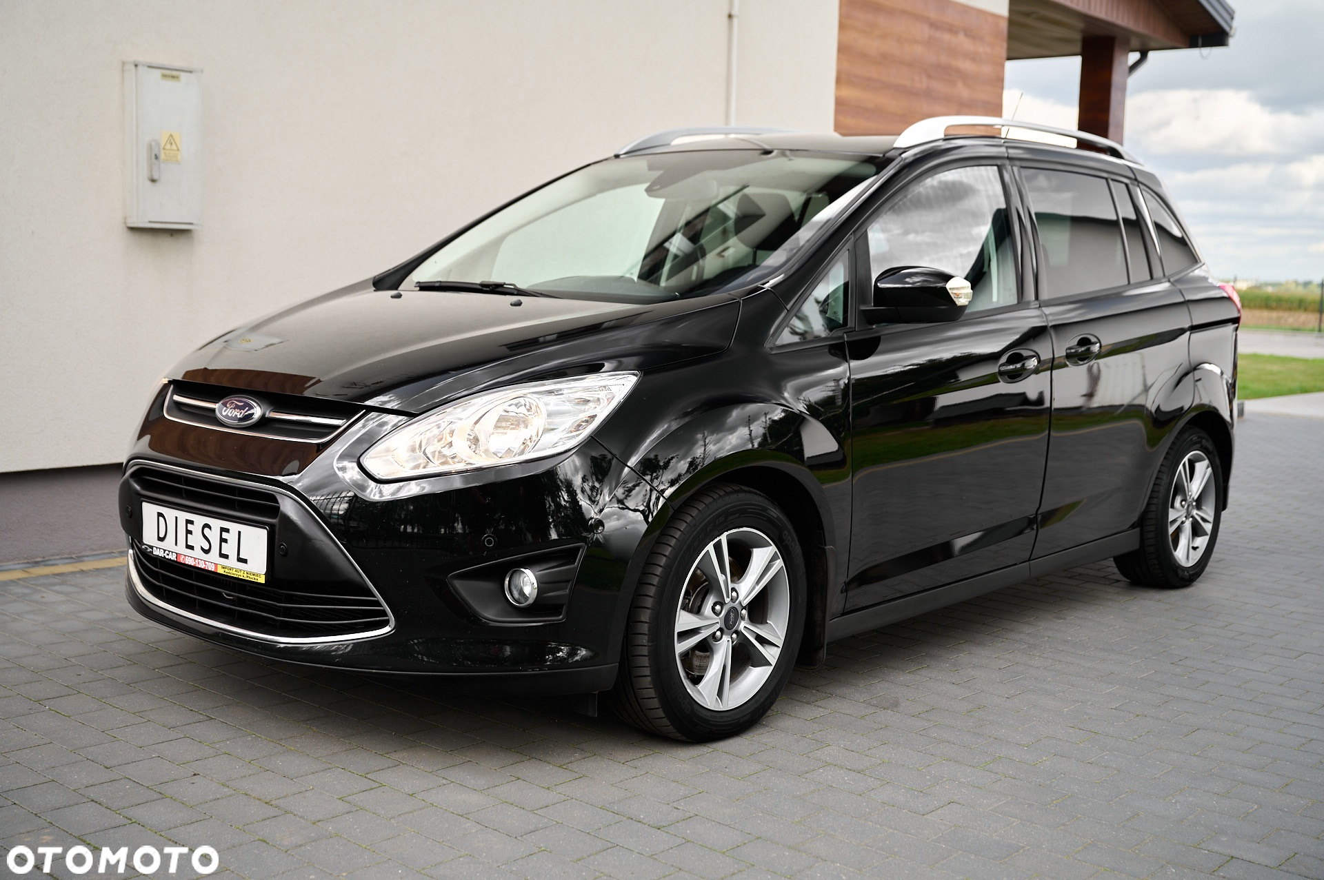 Ford Grand C-MAX - 8