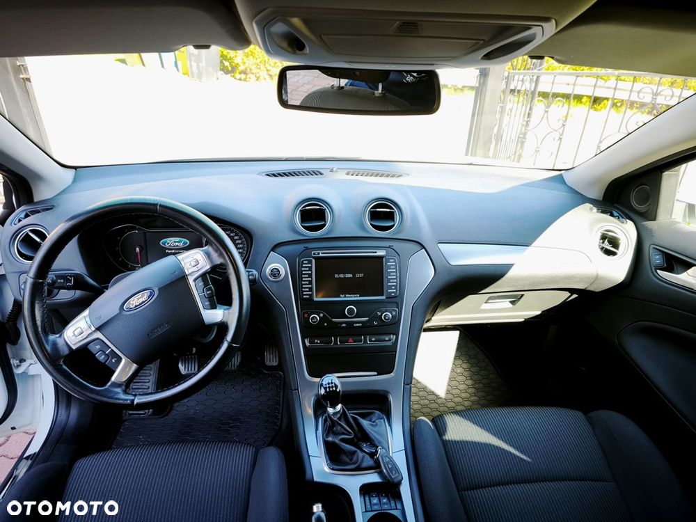 Ford Mondeo 2.0 TDCi Titanium - 9