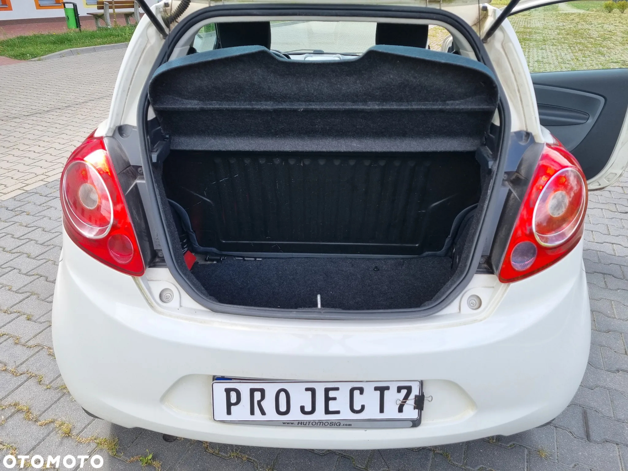 Ford KA 1.2 Ambiente - 11