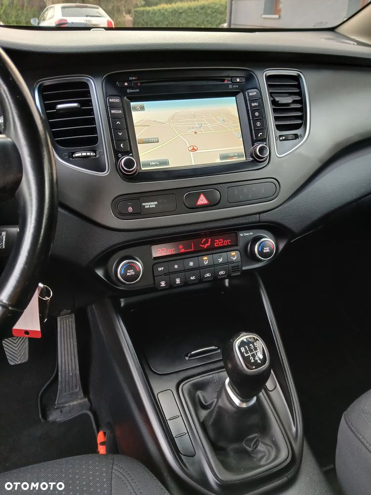 Kia Carens 1.6 GDI Dream Team Edition - 22