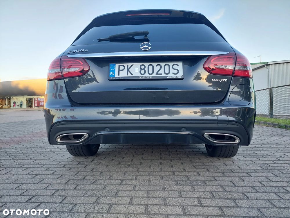 Mercedes-Benz Klasa C 300 e 9G-TRONIC AMG Line - 20