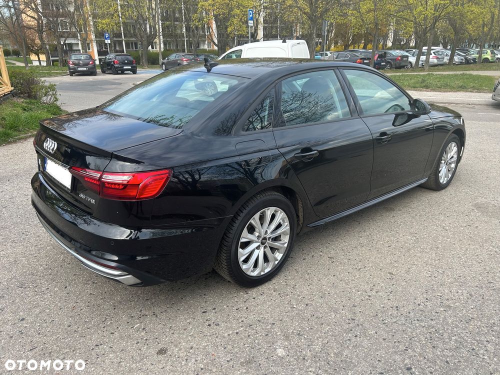 Audi A4 Limousine 35 TFSI mHEV Advanced S tronic - 2