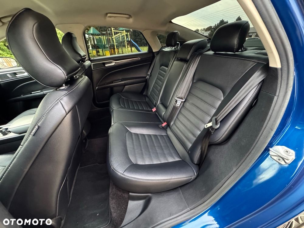 Ford Fusion 2.0 EcoBoost Titanium - 21