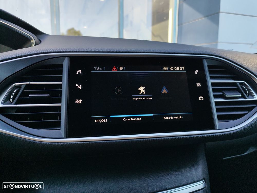 Peugeot 308 SW 1.5 BlueHDi GT EAT8 - 25